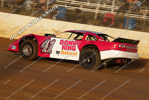 super sedan 41 t41 adam beechey - 6 - Carrick 10th Nov 2012-4