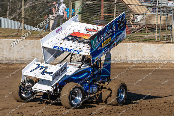 sprintcar 25 anthony frost - 7 - Latrobe 17th Nov 2012