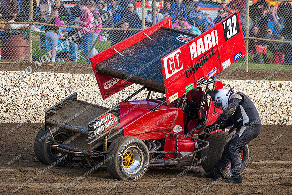 sprintcar 32 t32 nick anderson - 7 - Latrobe 17th Nov 2012-3