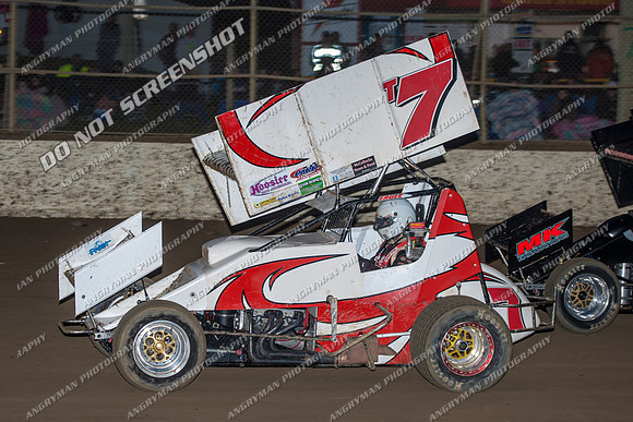 sprintcar 7 t7 tim hutchins - 7 - Latrobe 17th Nov 2012-4