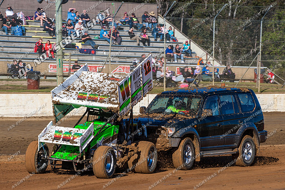 sprintcar 12 t12 adrian redpath - 7 - Latrobe 17th Nov 2012