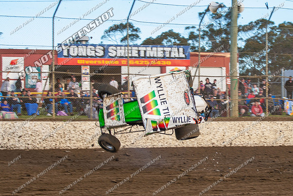 sprintcar 12 t12 adrian redpath - 7 - Latrobe 17th Nov 2012-15