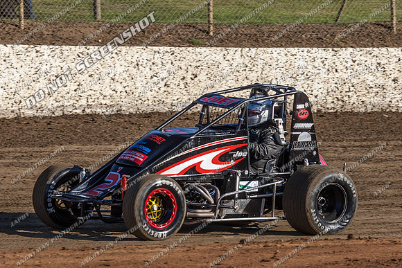 wingless 21 - 7 - Latrobe 17th Nov 2012