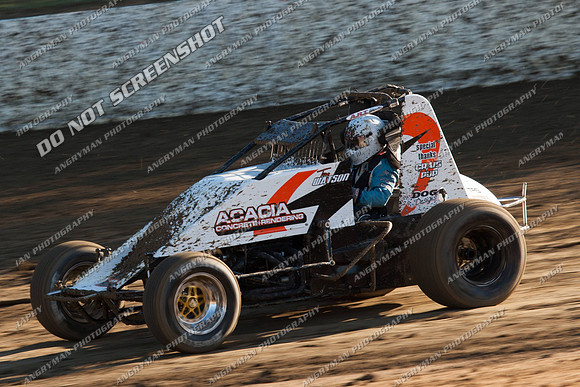 wingless 5 - 7 - Latrobe 17th Nov 2012-3