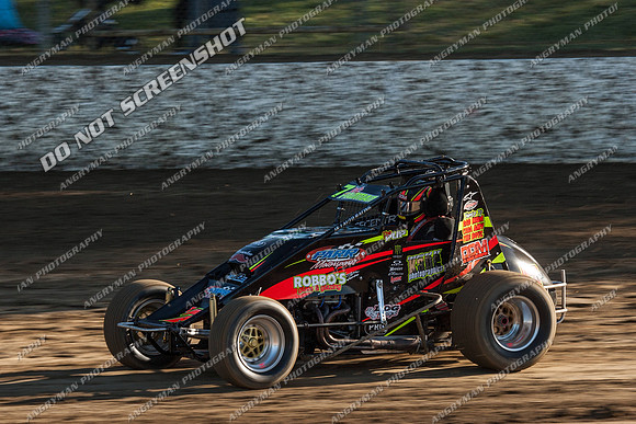 wingless 7 - 7 - Latrobe 17th Nov 2012-3