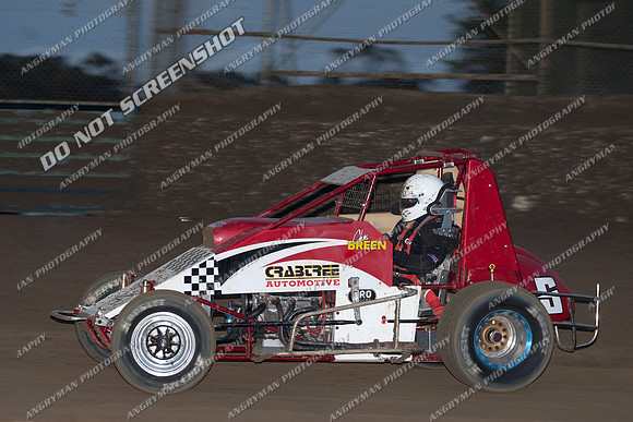 wingless 6 - 7 - Latrobe 17th Nov 2012-5