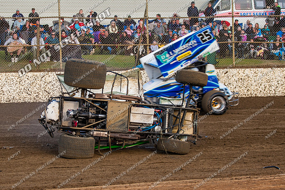 sprintcar 12 t12 adrian redpath - 7 - Latrobe 17th Nov 2012-21