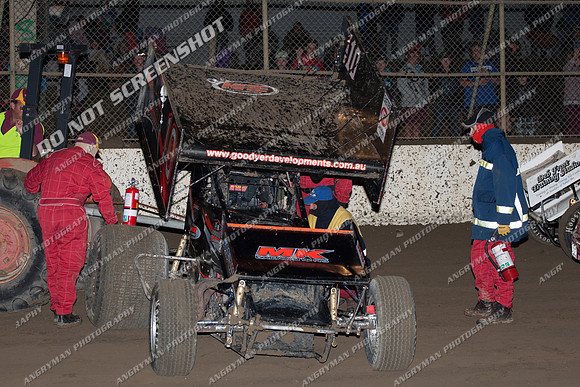 sprintcar 10 t10 callum zizek - 10 - Latrobe 8th Dec 2012-10