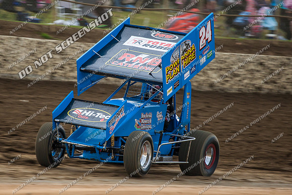 sprintcar 24 t24 shaun robins - 10 - Latrobe 8th Dec 2012-7