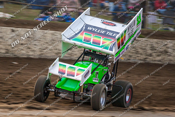 sprintcar 11 t11 Jason Redpath - 10 - Latrobe 8th Dec 2012-7