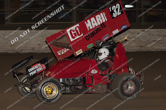 sprintcar 32 t32 nick anderson - 10 - Latrobe 8th Dec 2012-6