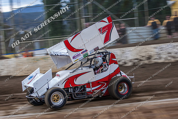 sprintcar 7 t7 tim hutchins - 8 - Hobart 24th November 2012