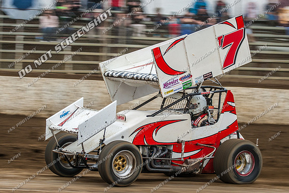 sprintcar 7 t7 tim hutchins - 8 - Hobart 24th November 2012-5
