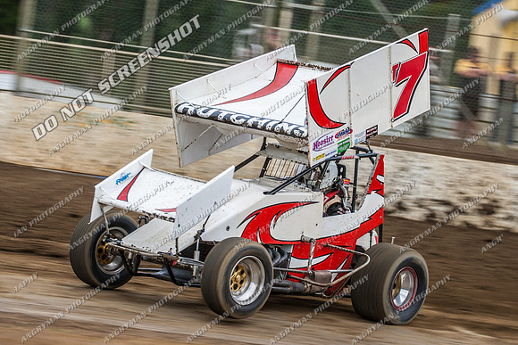 sprintcar 7 t7 tim hutchins - 8 - Hobart 24th November 2012-7