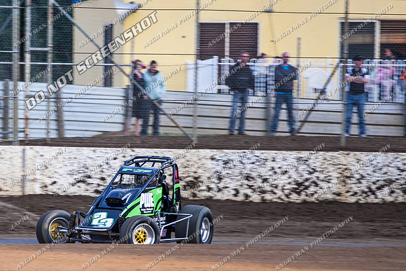 wingless 23 - 8 - Hobart 24th November 2012-4