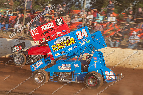 sprintcar 24 t24 shaun robins - 11 - Carrick 26th Dec 2012-5