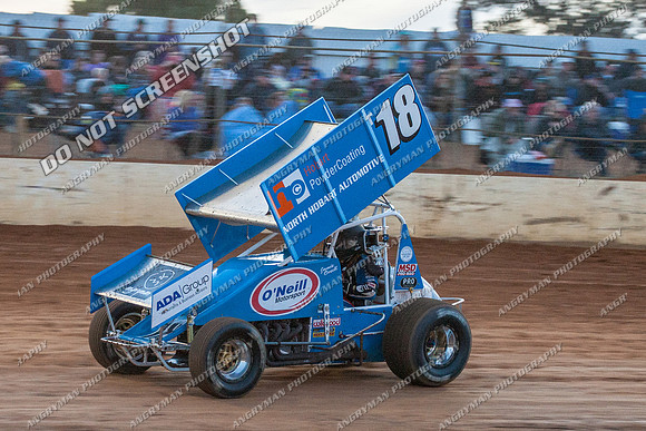 sprintcar 18 t18 jamie oneill - 11 - Carrick 26th Dec 2012-4