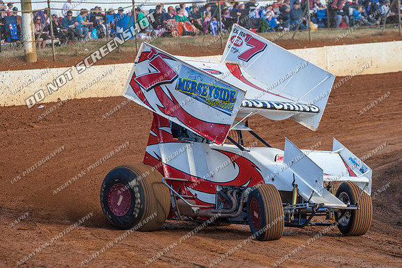 sprintcar 7 t7 tim hutchins - 11 - Carrick 26th Dec 2012-2