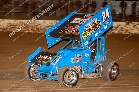 sprintcar 24 t24 shaun robins - 11 - Carrick 26th Dec 2012-12