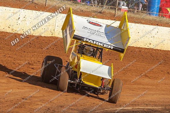 sprintcar 69 t69 michael parker - 11 - Carrick 26th Dec 2012-3