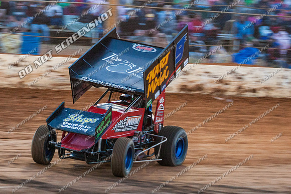sprintcar 9 t9 chris johns - 11 - Carrick 26th Dec 2012-6