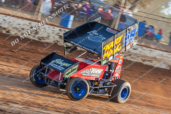 sprintcar 29 t29 robin dawkins - 11 - Carrick 26th Dec 2012-3