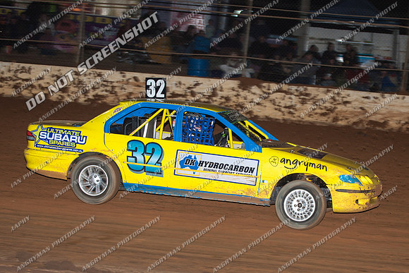 Street Stock 32 T32 - 11 - Carrick 26th Dec 2012-7