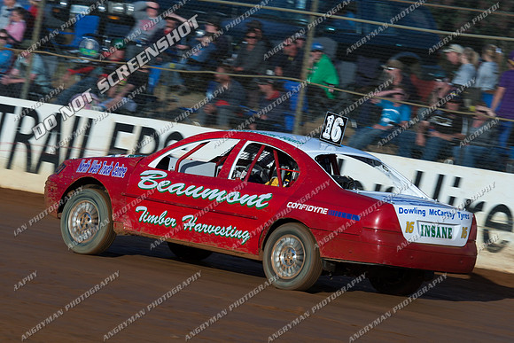 street stock 16 jamie young - 11 - Carrick 26th Dec 2012-3
