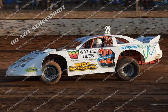 super sedan 22 t22 callum harper - 11 - Carrick 26th Dec 2012-11
