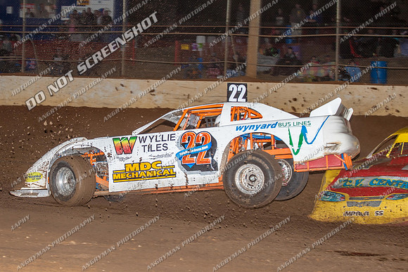super sedan 22 t22 callum harper - 11 - Carrick 26th Dec 2012-14