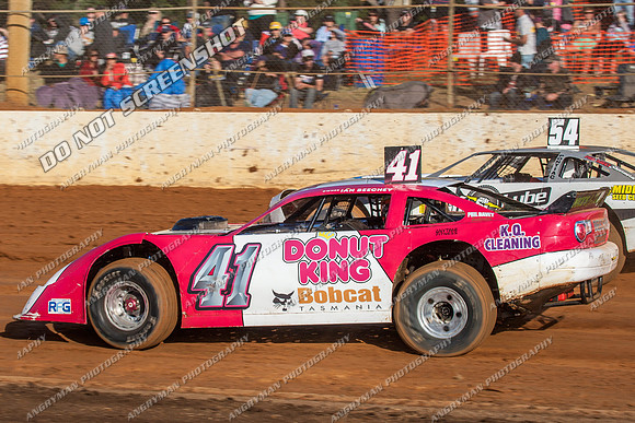 super sedan 41 t41 adam beechey - 11 - Carrick 26th Dec 2012-2
