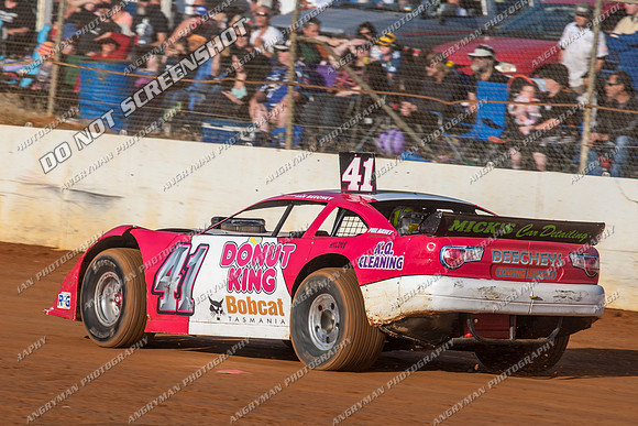 super sedan 41 t41 adam beechey - 11 - Carrick 26th Dec 2012-5