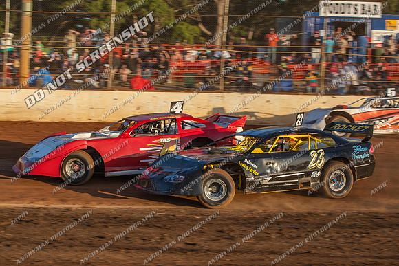 super sedan 23 t23 ethan cole - 11 - Carrick 26th Dec 2012-3