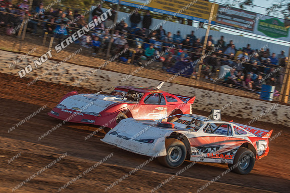 super sedan 5 T5 Leon Cleary - 11 - Carrick 26th Dec 2012-2