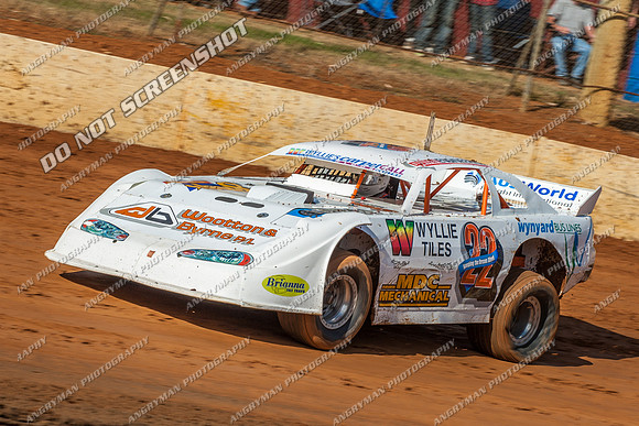 super sedan 22 t22 callum harper - 11 - Carrick 26th Dec 2012-5