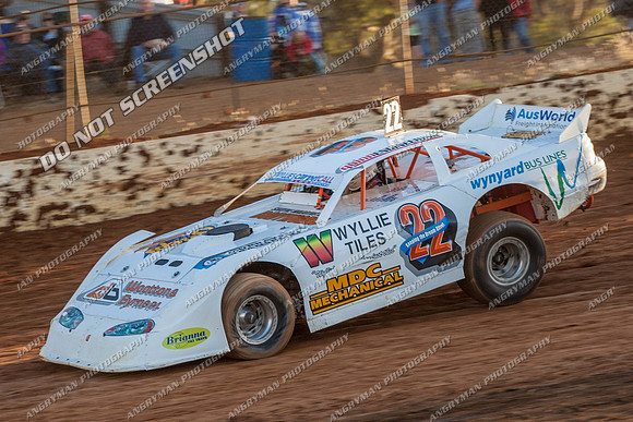 super sedan 22 t22 callum harper - 11 - Carrick 26th Dec 2012-7