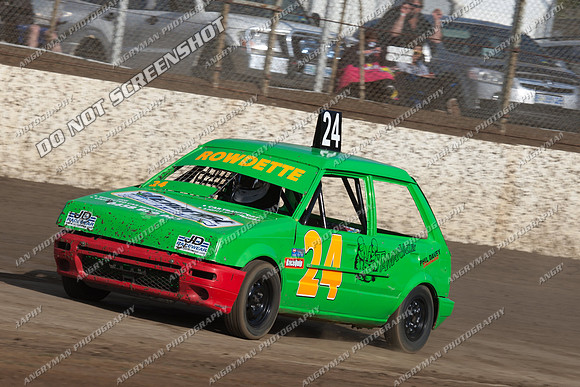 junior 24 t24 logan piper - 12 - Hobart - 29th Dec 2012-3