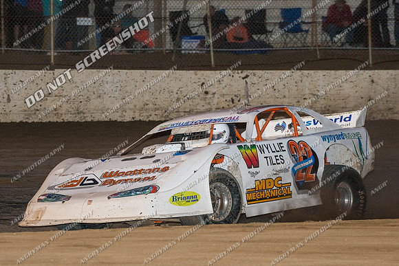 super sedan 22 t22 callum harper - 12 - Hobart - 29th Dec 2012-11