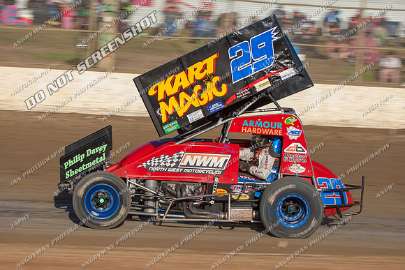 sprintcar 29 t29 robin dawkins - 13 - Latrobe - 1st Jan 2013