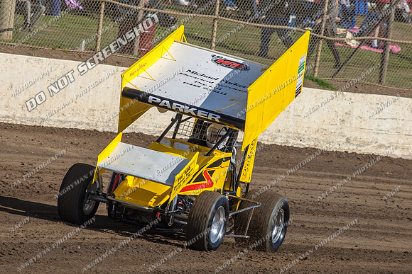 sprintcar 69 t69 michael parker - 13 - Latrobe - 1st Jan 2013