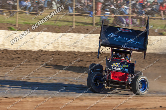 sprintcar 9 t9 chris johns - 13 - Latrobe - 1st Jan 2013