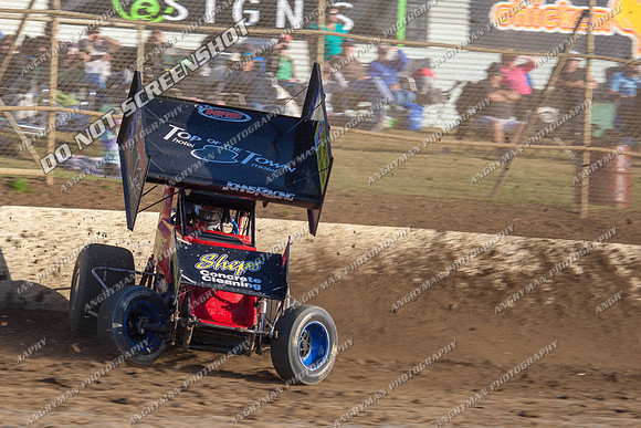 sprintcar 9 t9 chris johns - 13 - Latrobe - 1st Jan 2013-3