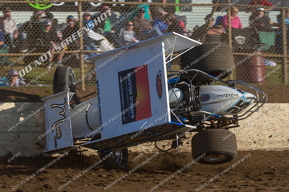 sprintcar 25 t25 anthony frost - 13 - Latrobe - 1st Jan 2013-4