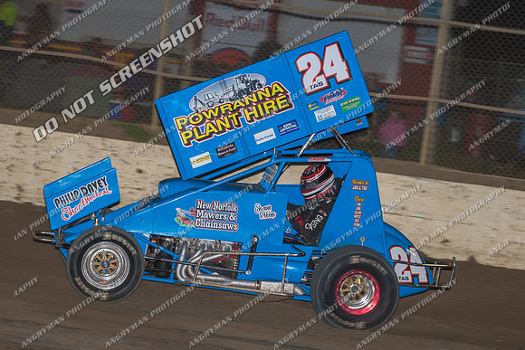 sprintcar 24 t24 shaun robins - 13 - Latrobe - 1st Jan 2013-5