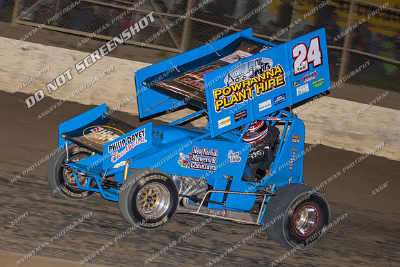 sprintcar 24 t24 shaun robins - 13 - Latrobe - 1st Jan 2013-6