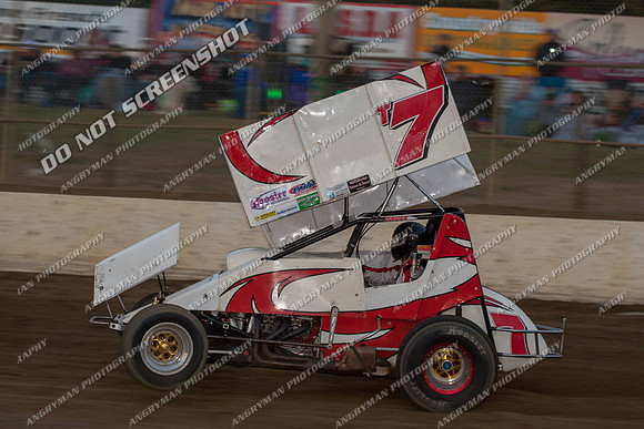 sprintcar 7 t7 tim hutchins - 13 - Latrobe - 1st Jan 2013-5