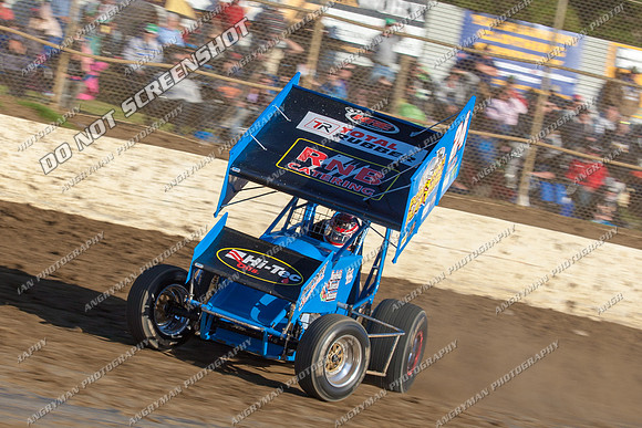 sprintcar 24 t24 shaun robins - 13 - Latrobe - 1st Jan 2013-3