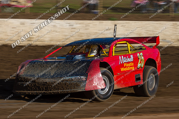 super sedan 25 t25 kevin purton - 13 - Latrobe - 1st Jan 2013-7