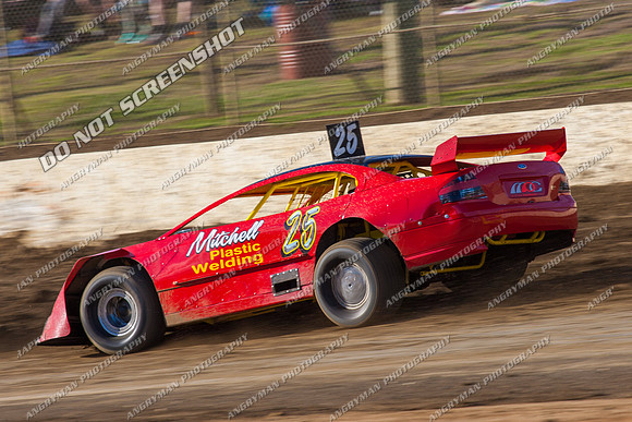 super sedan 25 t25 kevin purton - 13 - Latrobe - 1st Jan 2013-6