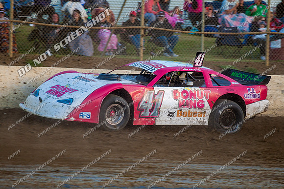 super sedan 41 t41 adam beechey - 13 - Latrobe - 1st Jan 2013-5